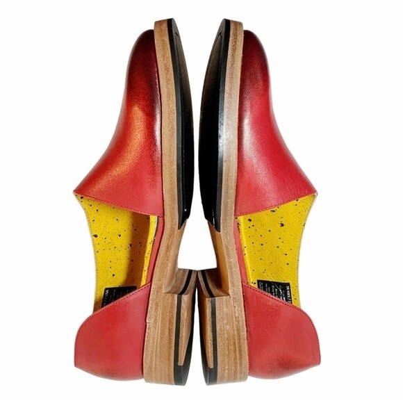 Adro Artisan Dover Flat Red Distressed Leather Side Cutout Slip On Size 7 NEW - Picture 11 of 15